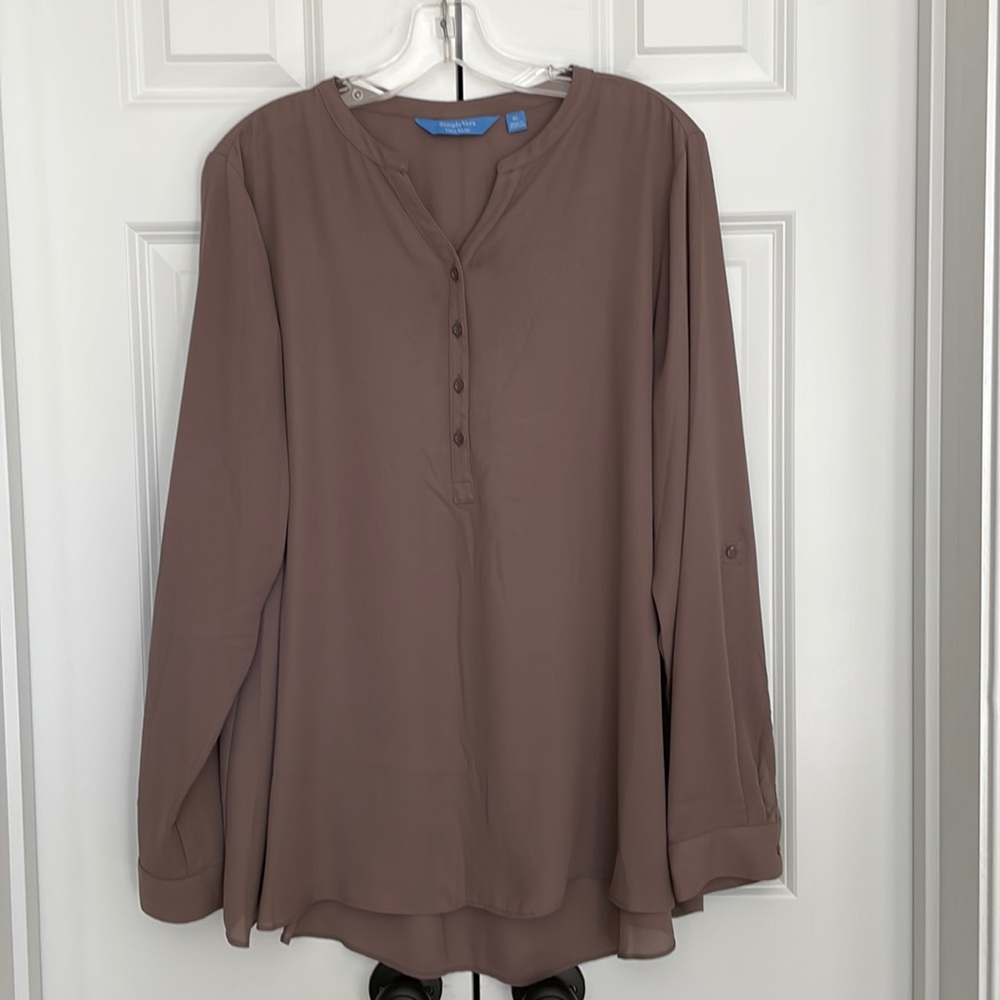 Simply Vera blouse. Size XL